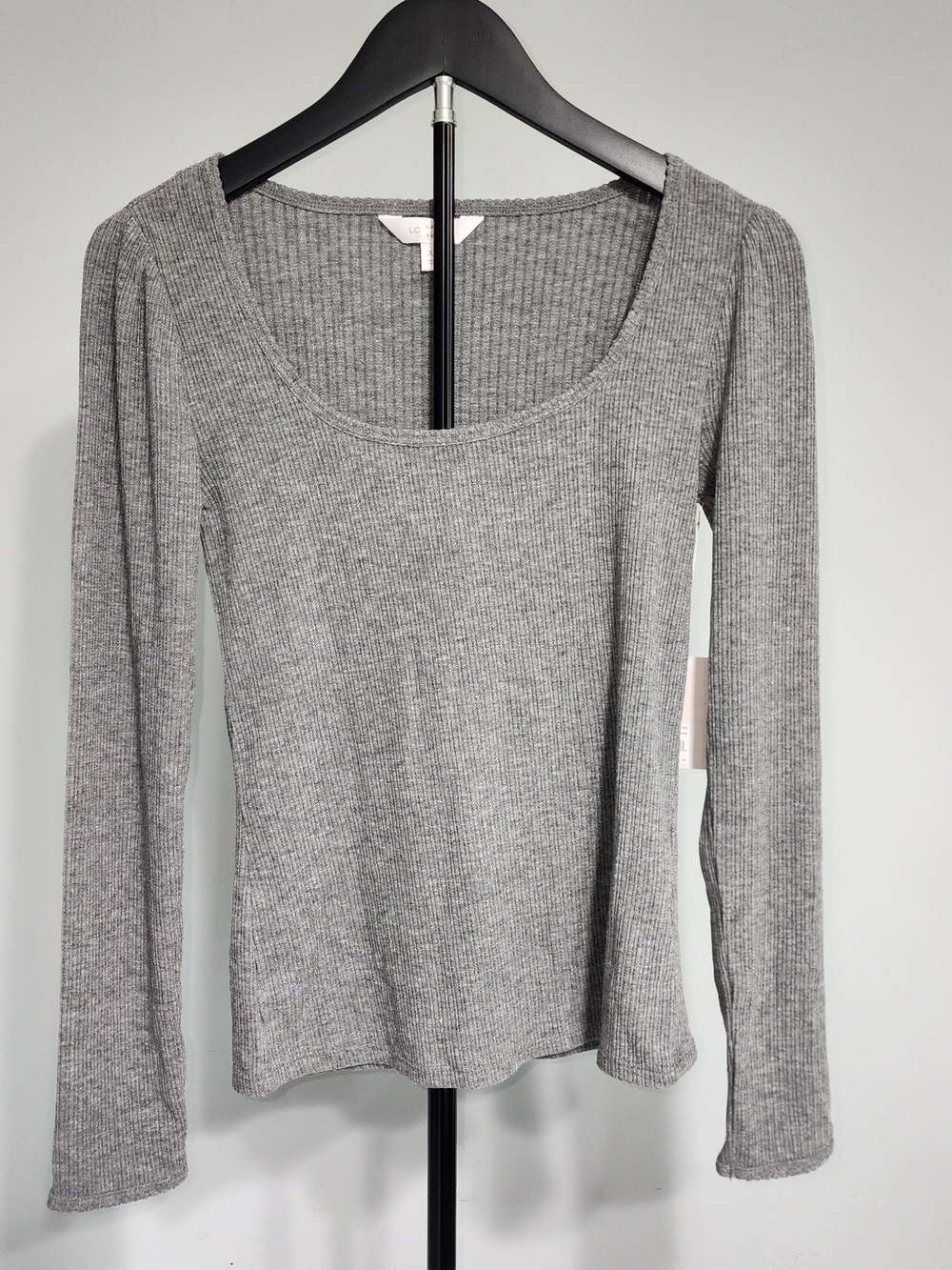 LC Lauren Conrad Ribbed Scoop-Neck Long Sleeve Top in Heather Gray